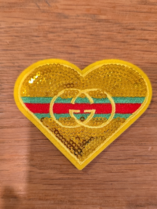 Accessories - Heart Iron On Patch